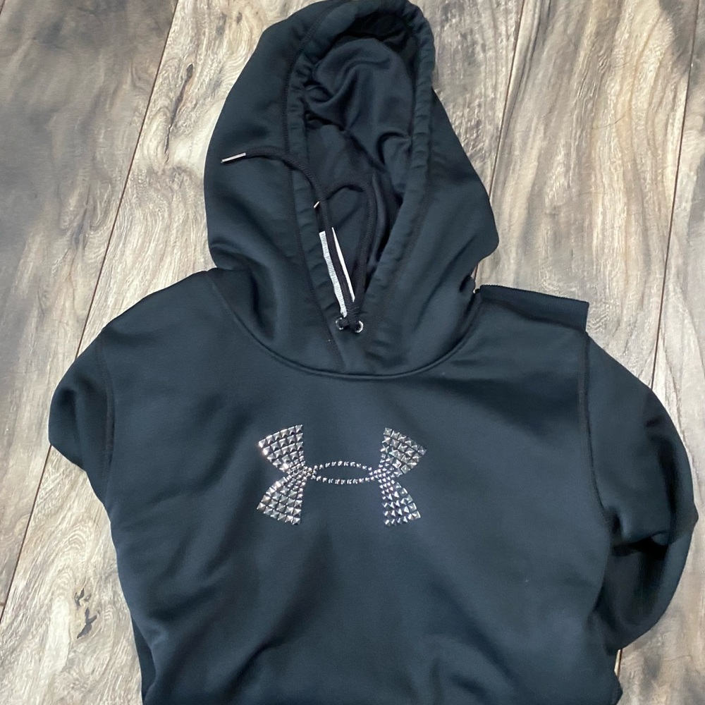 UNDER ARMOUR || Hoodie